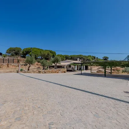 Da Aldeia By Interhome * Pêra