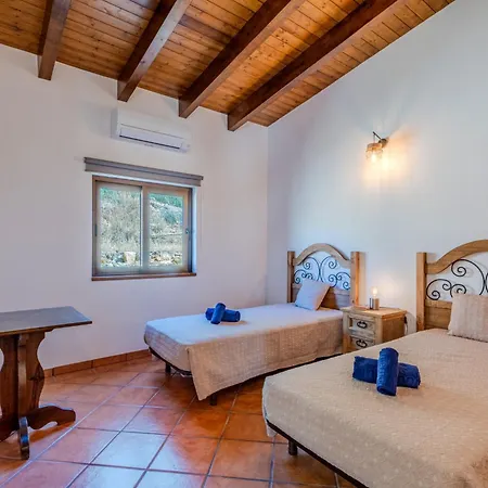 Da Aldeia By Interhome Pêra